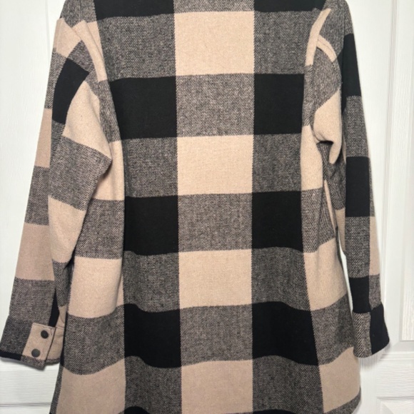 Plaid shacket - Picture 7 of 7